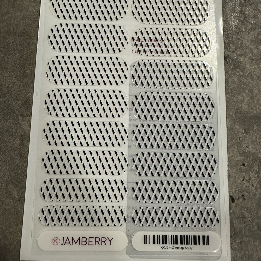 NTW Jamberry Nail Wraps Overlap